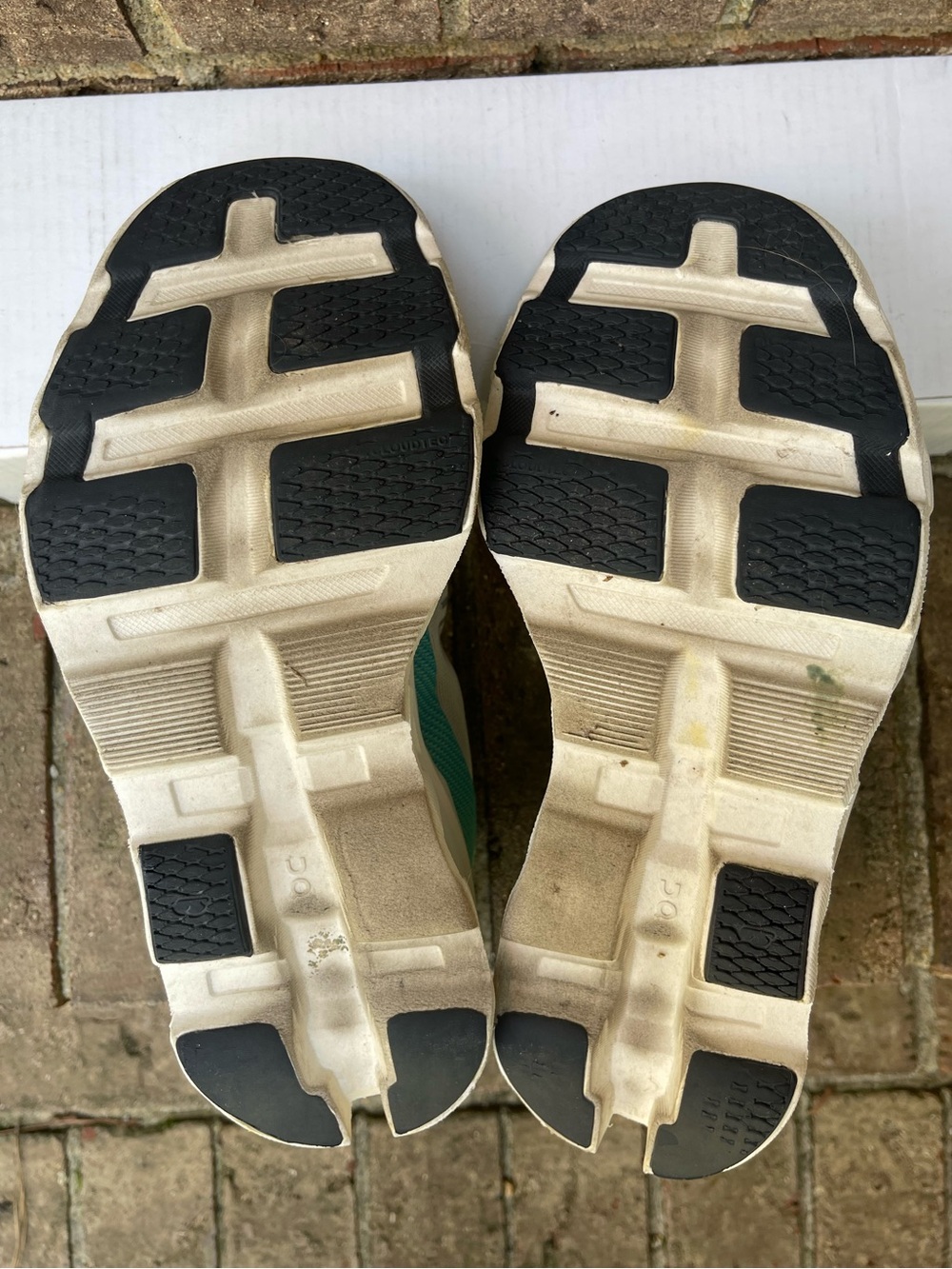 On Cloudmonster 2 Women’s 7.5 White Blue Aqua CloudTec Running Shoes - Picture 9 of 12
